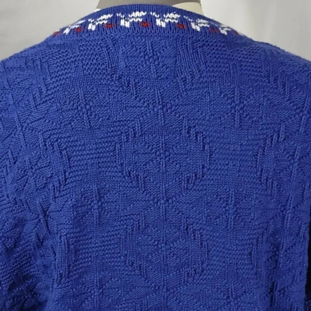Cabela's Blue Sweater - Picture 6 of 8
